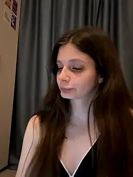 Freechat Effi_18 on StripChat