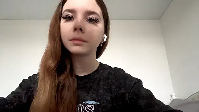 EhtelBiondi on StripChat 