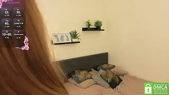Eileen_Burton — take my top off + tease