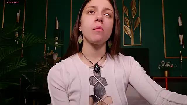 Eille_Elfie — spanking ass 5 times