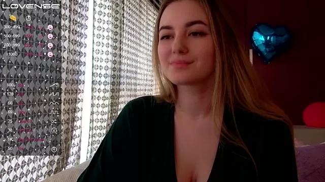 Freechat elinanortas on StripChat
