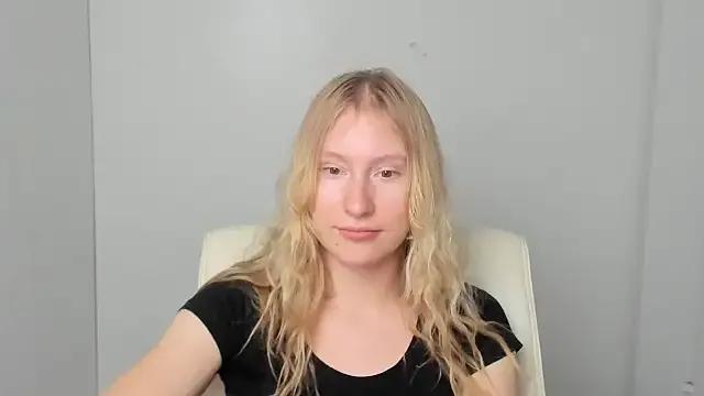 Elizabeth_Kissa — Freechat on StripChat