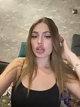 Elizabeth_Tay — Make me happy