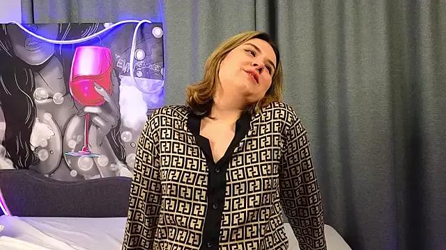 ElizabethDixon — Take off jacket