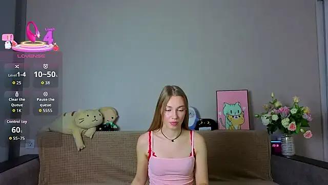 ElizaPurrr — squeeze my ass