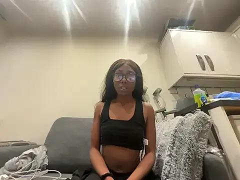 ellielee9225 — Show my boobs