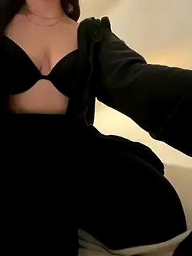 Elliepush — Freechat on StripChat