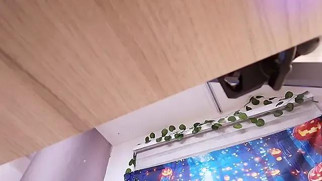 ellisrossi — delicious squirt
