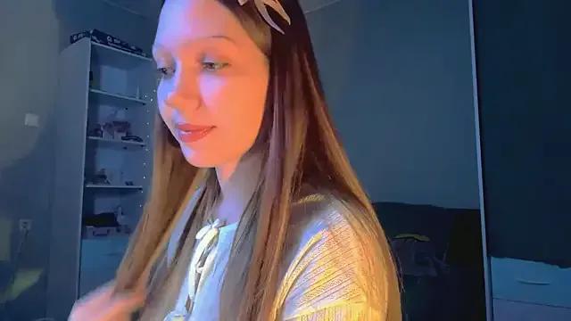 EmiIyKitty — Play with my nipples