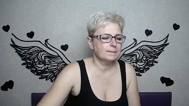 Private EmiliaGree on StripChat