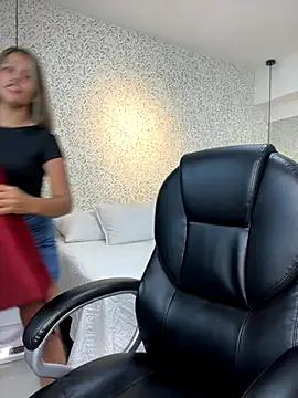 EMILIIA_RICHTER__ — SQUIRTTTTTTT