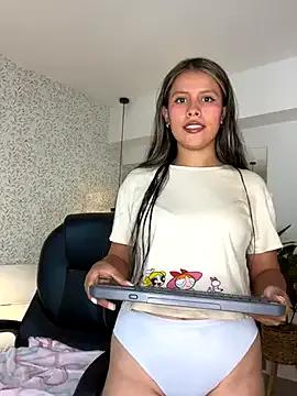 EMILIIA_RICHTER__ — SQUIRTTTTTTTTT