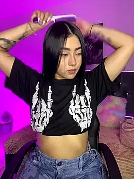 Freechat emily_22x on StripChat