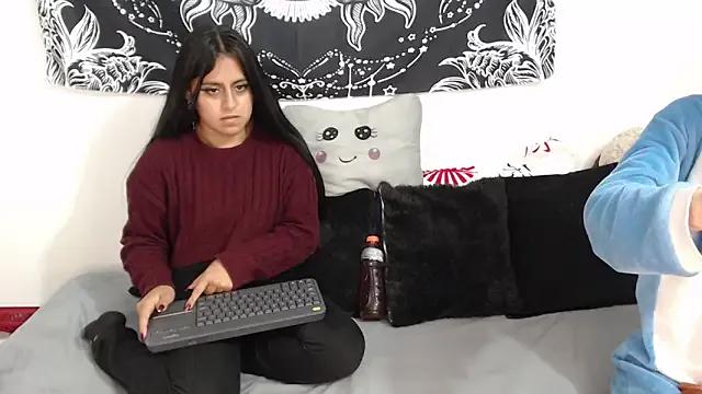 emily_n_abby — SHOW ASSHOLE