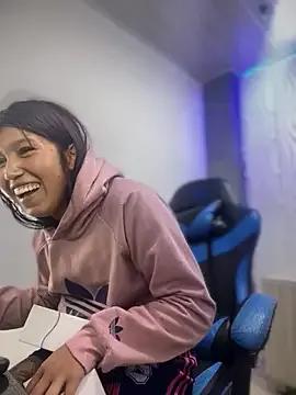 Freechat emily_rosse04 on StripChat