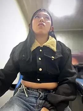 Freechat emily_rosse04 on StripChat