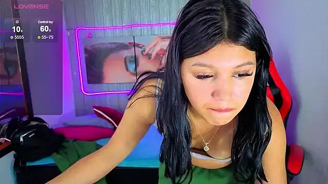 Freechat emily_rosse04 on StripChat