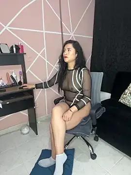 Emily_Slave28 — Put gag