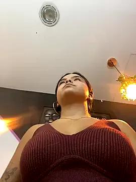 Freechat EmilyHarperr on StripChat