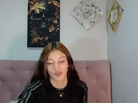 Freechat Emma-Wilson on StripChat