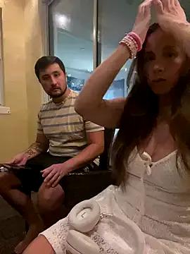 emmablog — Use my domi for 5 min  in my pussy