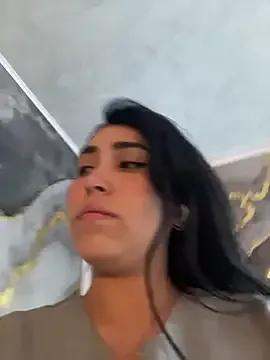 emmamilk6 — Show sexy boobs