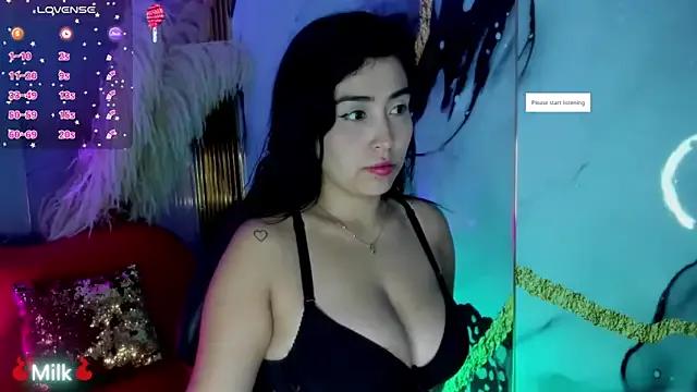 emmamilk6 — FLASH TETAS