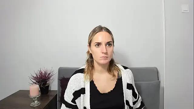 EmmaTempting — Ready to get wild ...