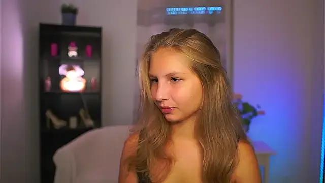 emmie_murray — bra off :)