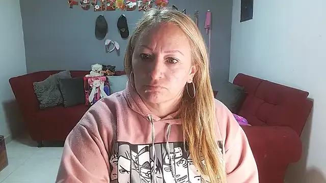 Freechat emperabigbootybigass on StripChat