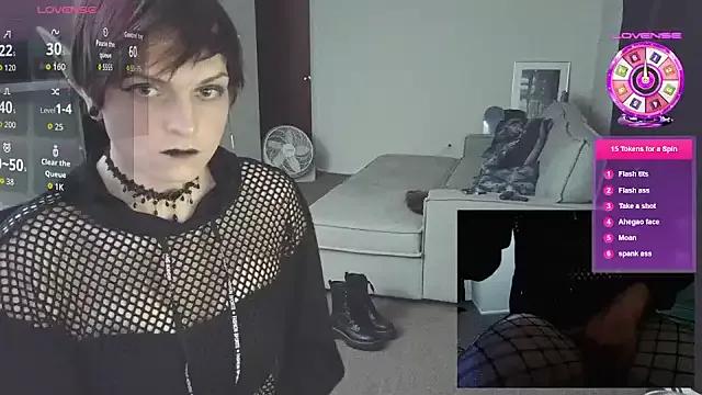 EnbyGamerChick — Freechat on StripChat