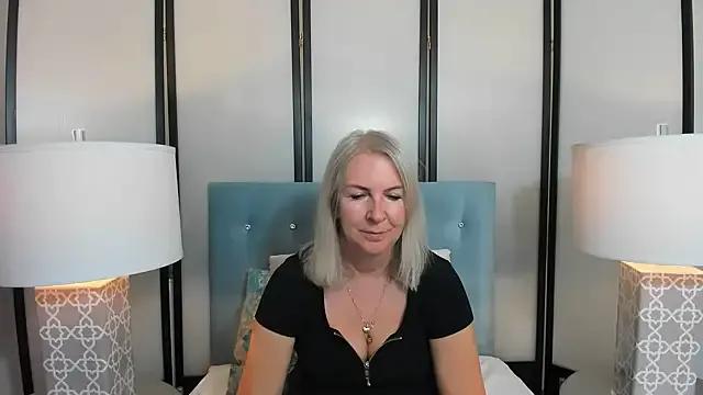 Freechat EricaTop on StripChat