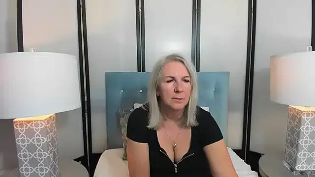 Freechat EricaTop on StripChat