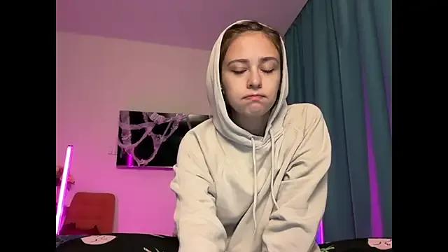 StripChat erikaa_miuu is Freechat erikaa_miuu — spank ass