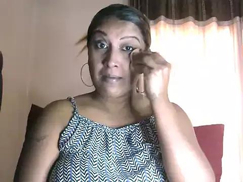 Freechat eroticbeauty37 on StripChat