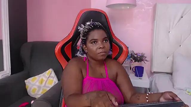 EvaaTayson — shake boobs