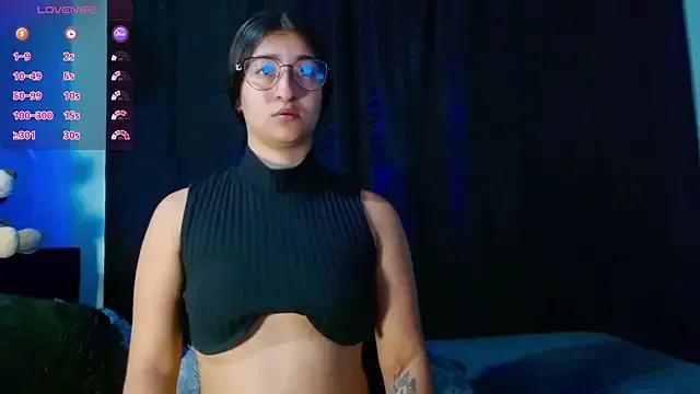 Freechat EVAH_LEE_ on StripChat