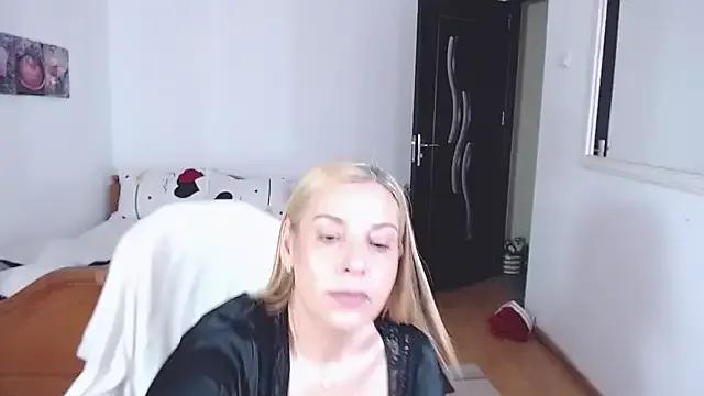 Freechat evamaria2024 on StripChat