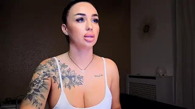 StripChat EvaXXRoseXX is Freechat EvaXXRoseXX — BIG SQUIRT