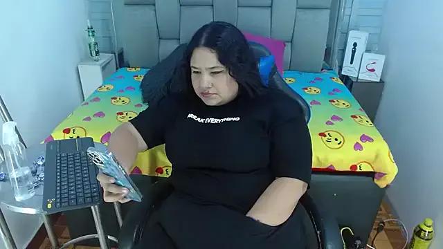 Freechat evelin_zaens on StripChat