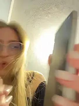 EveLunny — TAKE MY TOP OFF!