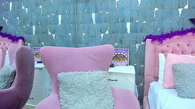 Freechat EvelynBun on StripChat