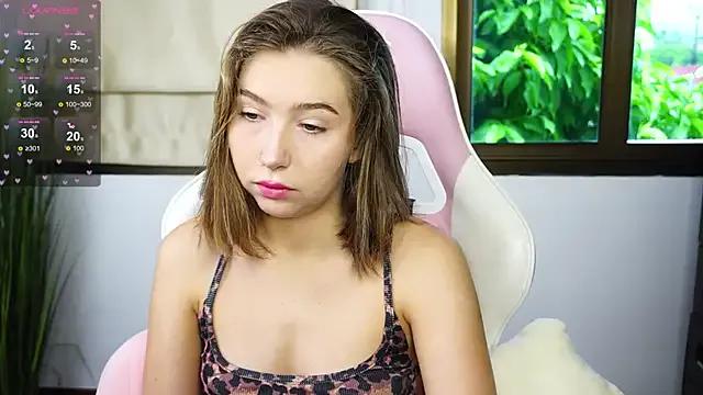 EveSiren — Oil massage my ass