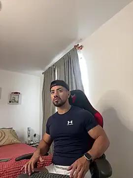 Ezzio_Scolaro — cum show