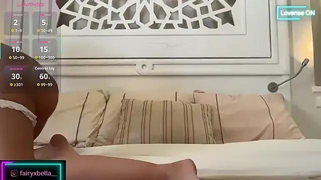 Group fairyxbella on StripChat
