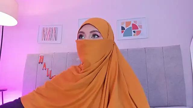 StripChat fatiima_ is Freechat fatiima_ — Twerking in the bed