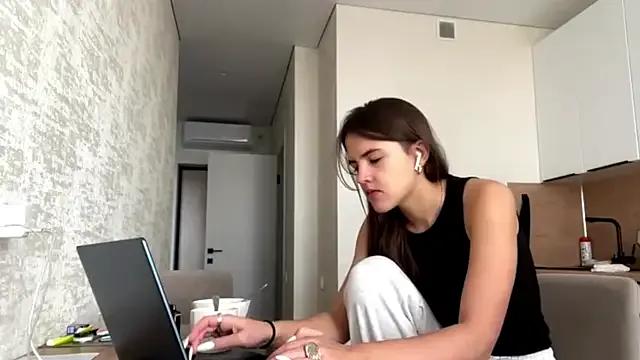 FavorLeila — a lot of kisses for u