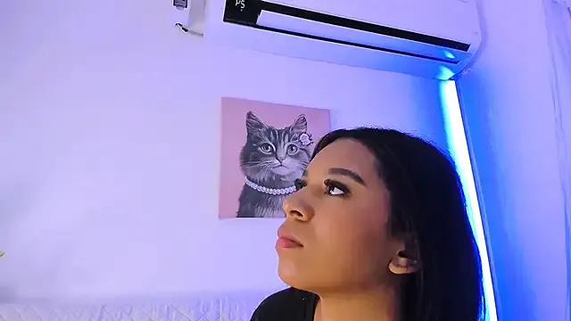 Fernanda_brown18 — finger in ass