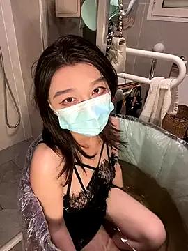 fioralba — Freechat on StripChat