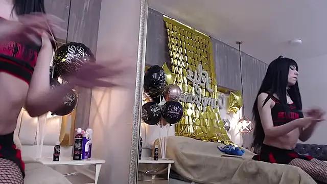 Foxxy_Doll on StripChat 